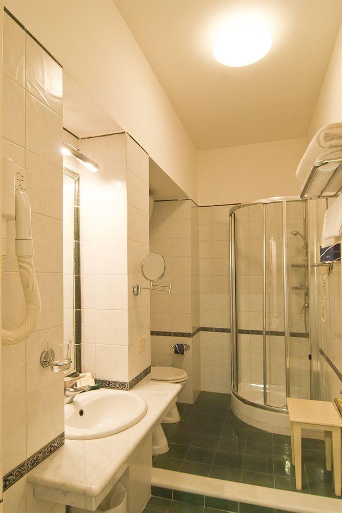 Borghese Contemporary 4* Roma